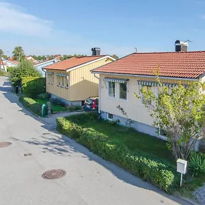 southern-stockholm-romantic-house.find-stockholm-hotels.com/